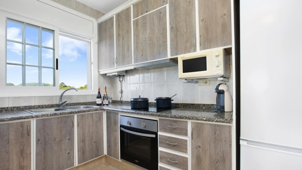 Mari in Vidreres with 6 bedrooms and 2 bathrooms