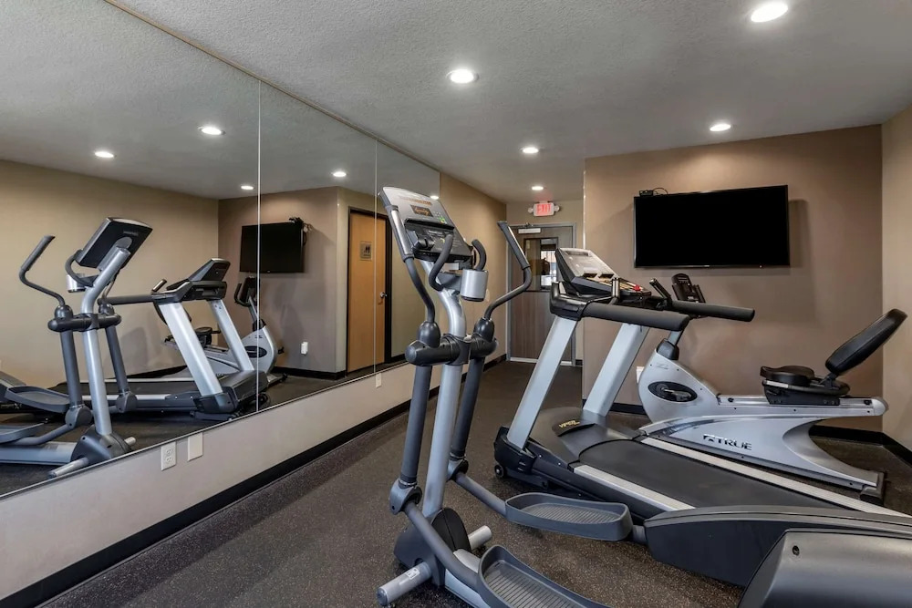Holiday Inn Express Las Vegas-West (The Lakes)