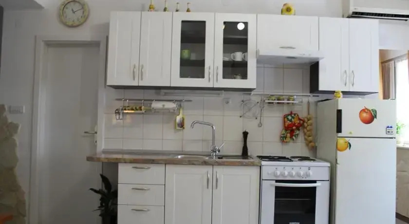Apartment Devivi Adris