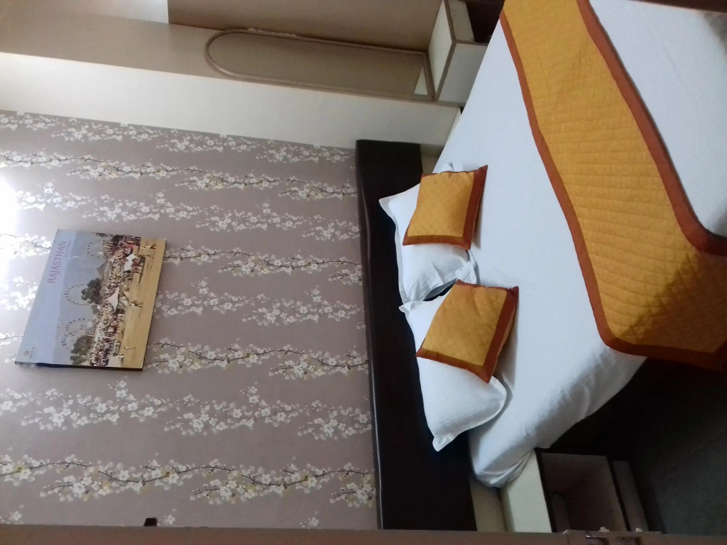 Kailash Hotel