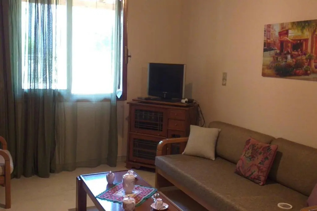 Cozy house close to center