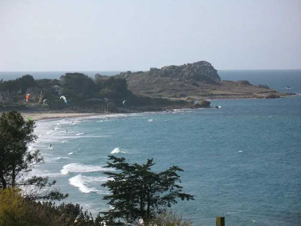 Cottage in Plougasnou near Stunning Beaches
