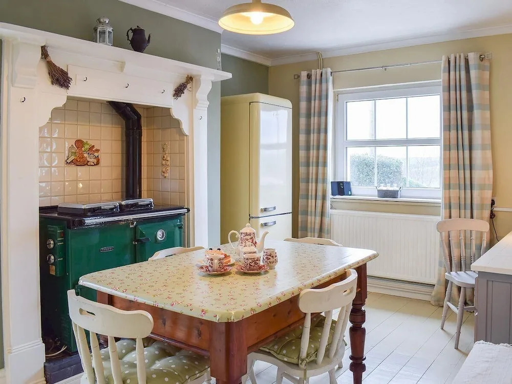 West Wales Holiday Cottage - Teifi View