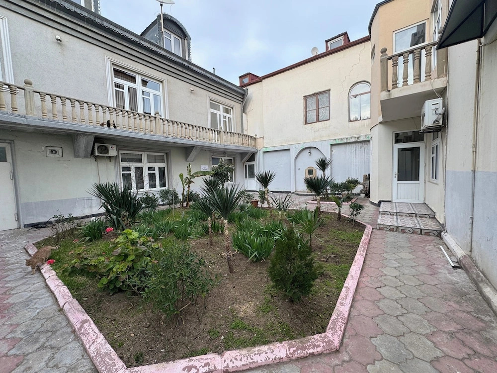 Hostel Caravanserai