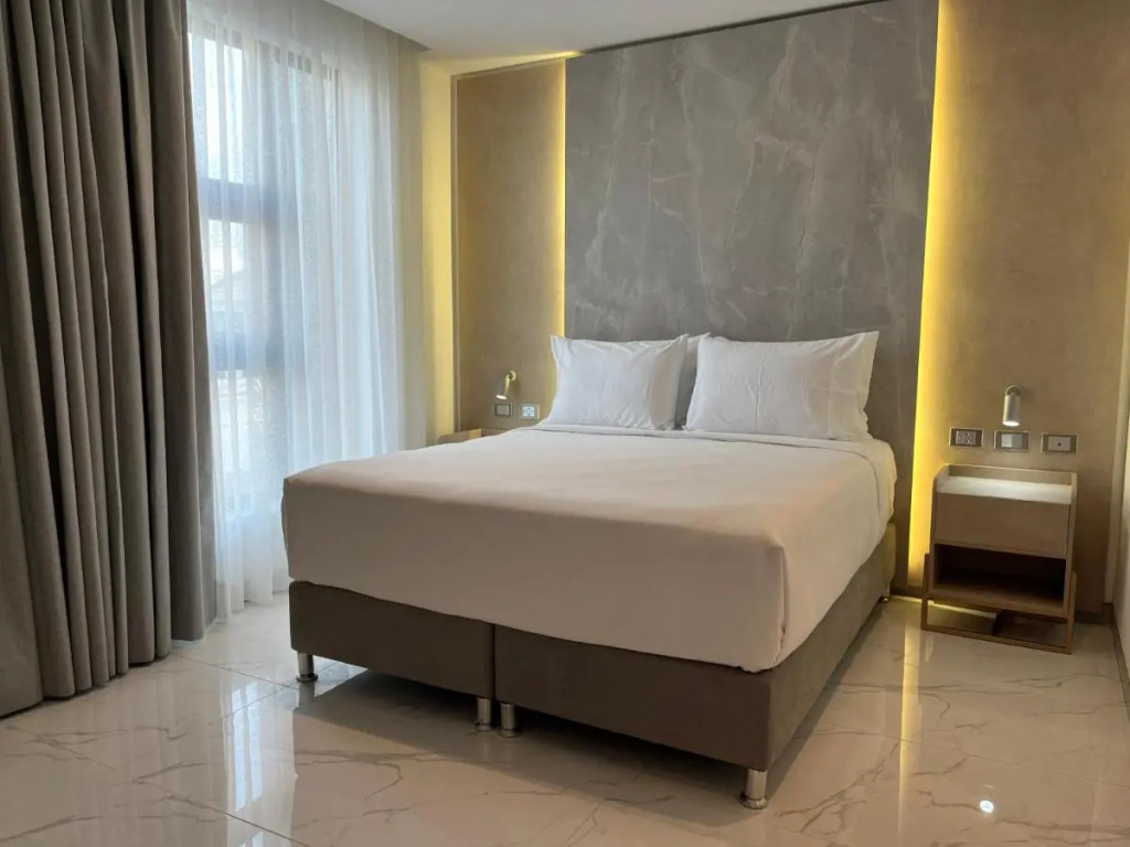 Delamar Hotel