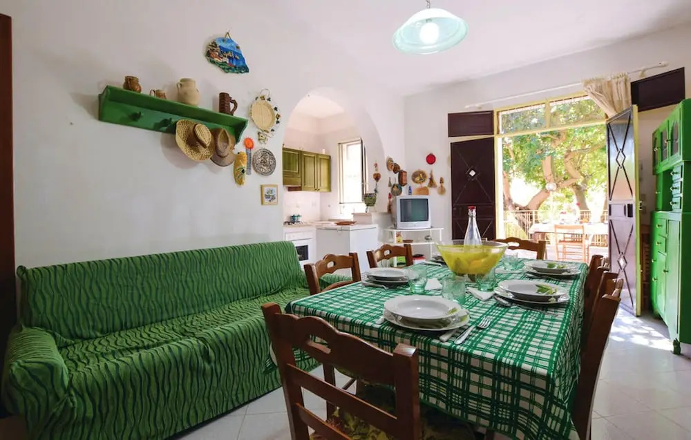 House With 2 Bedrooms In Castellammare Del Golfo With Enclosed Garden 3 Km From The Beach