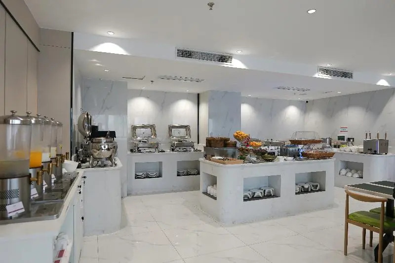Paco Hotel Shenzhen Luohu Port