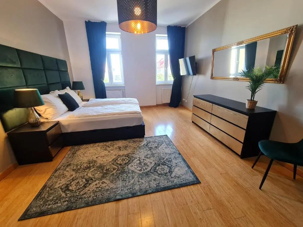 Between Schoenbrunn and City Center Apt 27