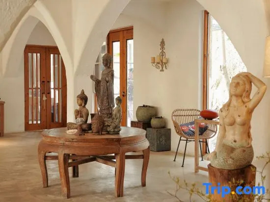 Zhi Lan Qiu Lakeside Homestay