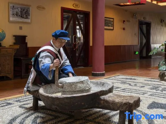 Hailong Yunhe Hotel