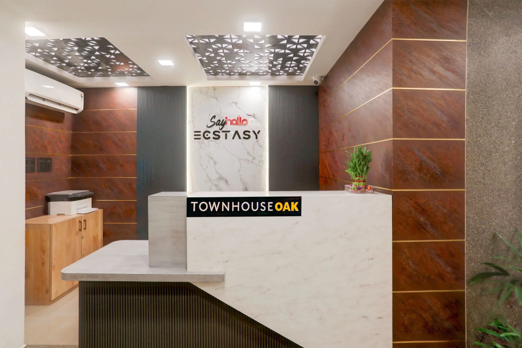 Super Townhouse Oak Sayhallo Ecstasy