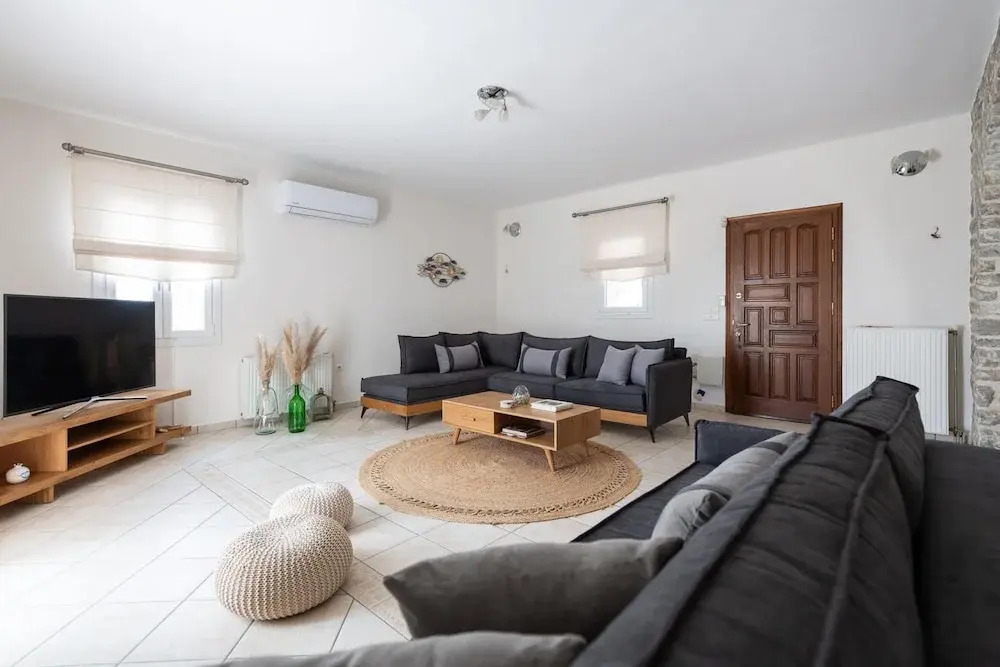 Sun and Salt 3bedroom House