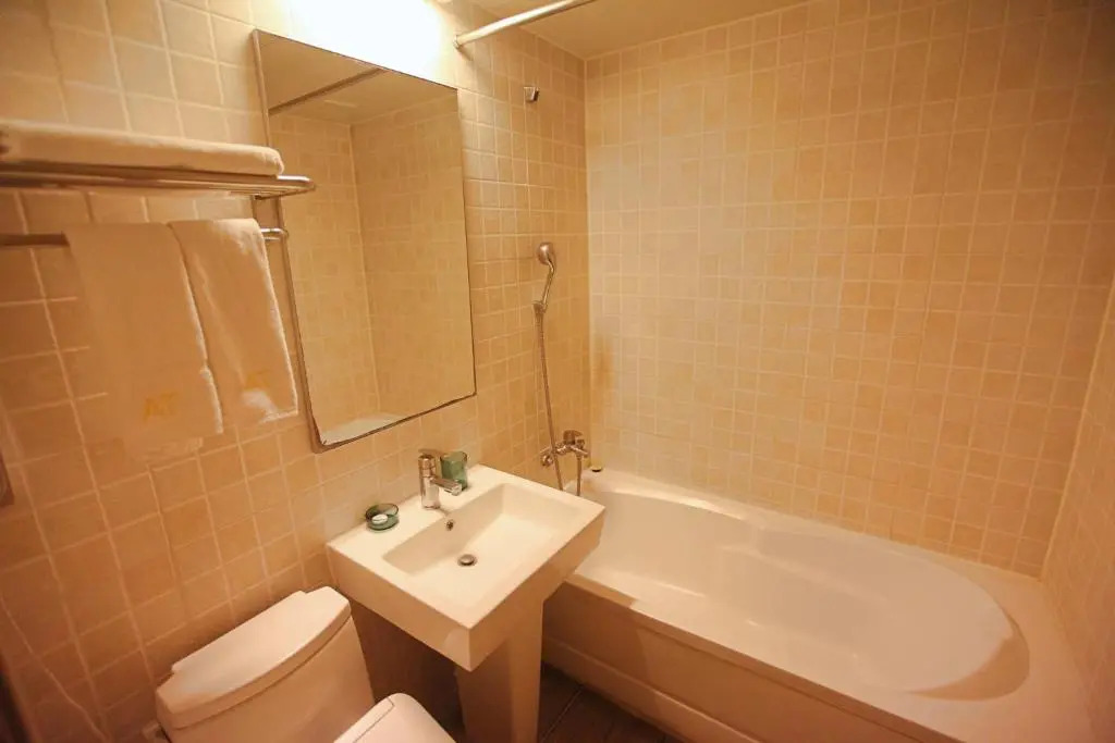 Changwon AT Business Hotel