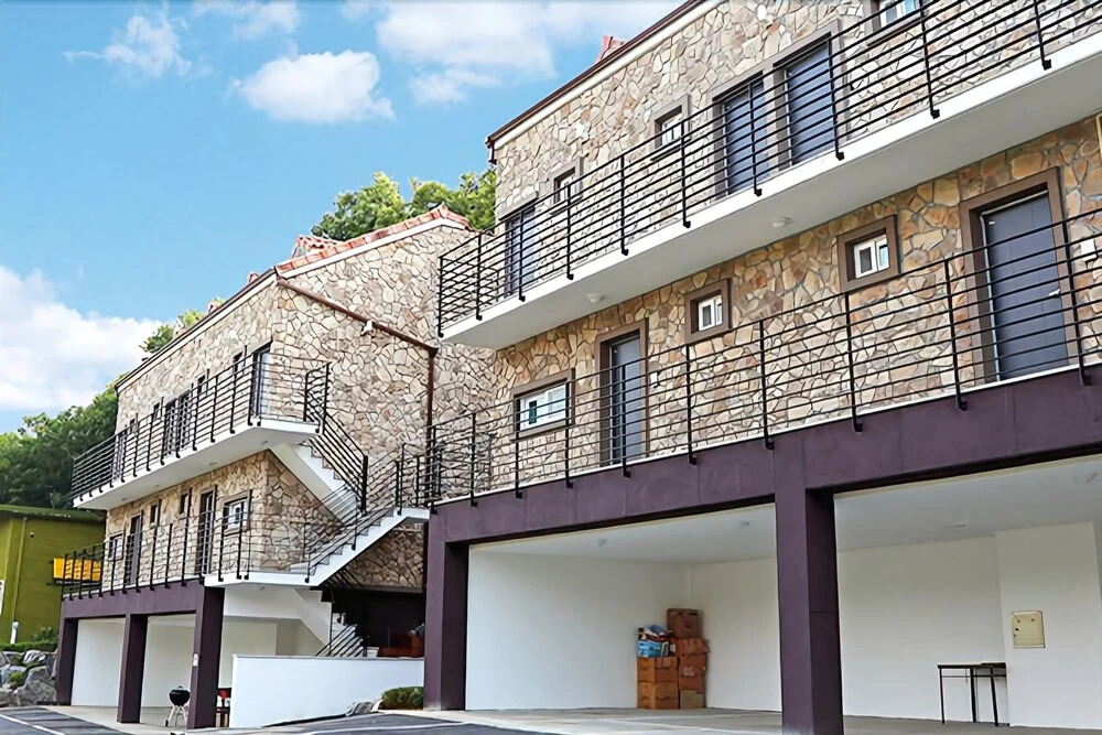 Mari Hotel