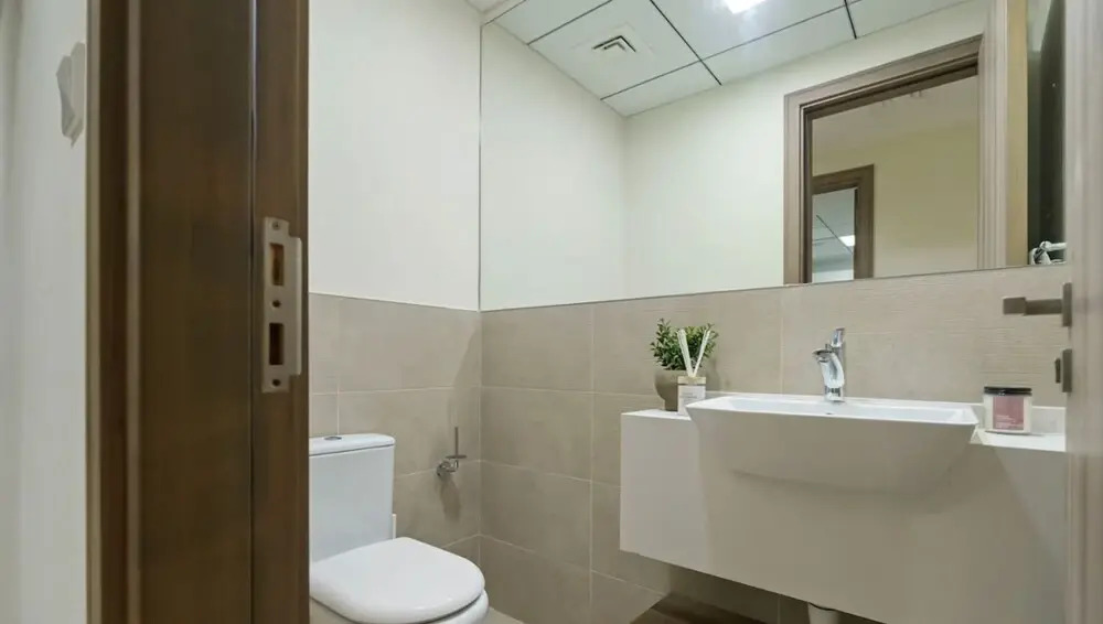 Stylish 2BR With Canal Burj View Near Dubai Mall