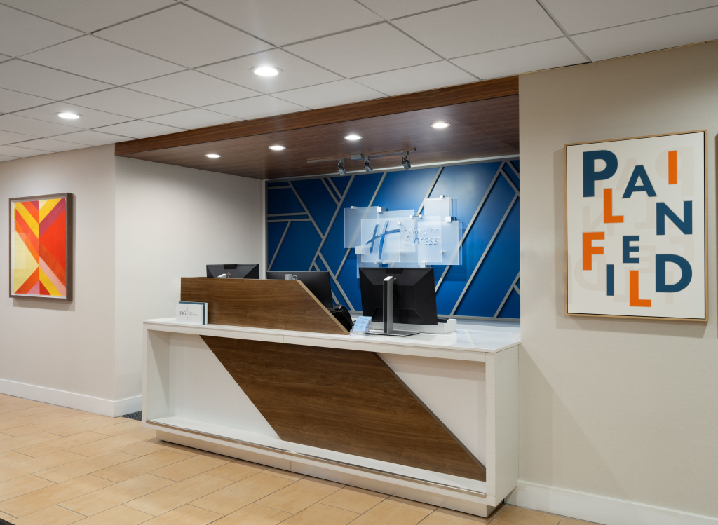 Holiday Inn Express Indianapolis Airport by IHG