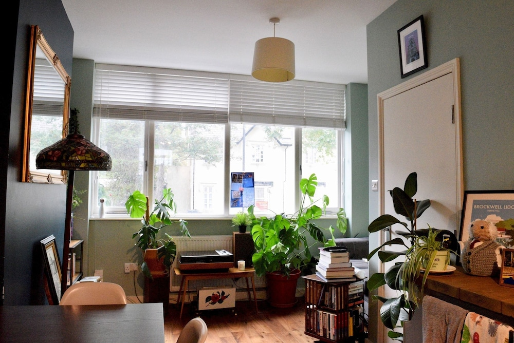 2 Bedroom Apartment in Brixton London