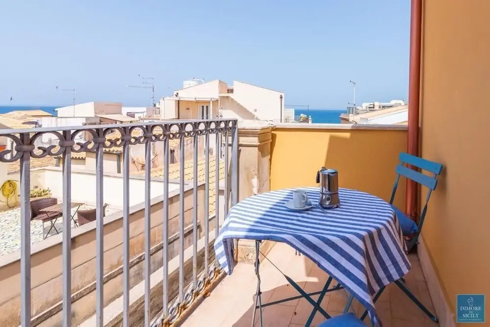 Aura Ortigia Apartments