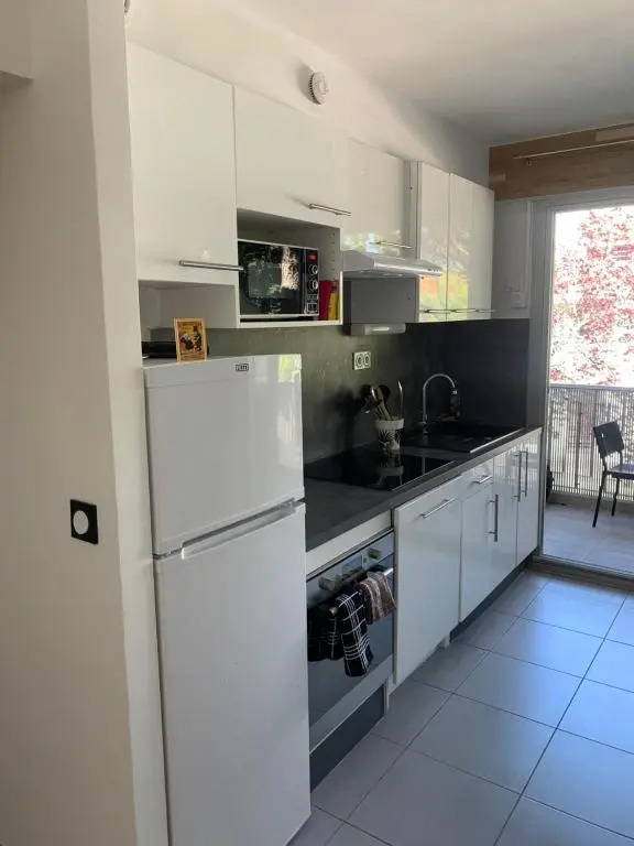 Appartement en résidence climatisé avec parking
