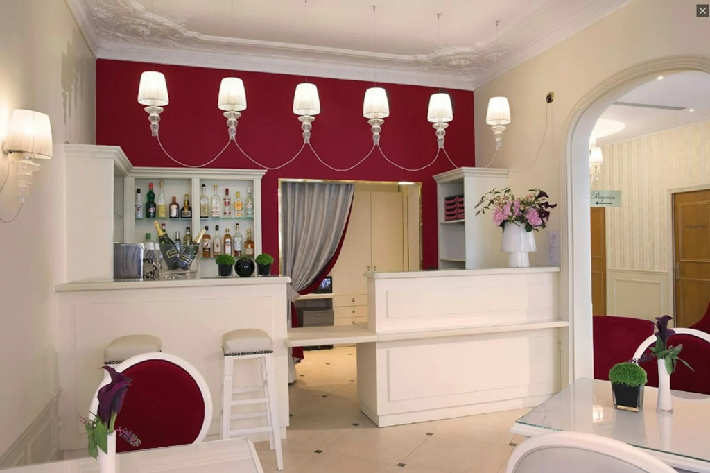 Queen Mary Opera
