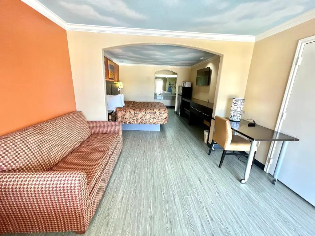 Luxury Inn Liberty
