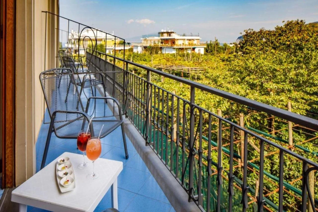 Hotel Zi Teresa