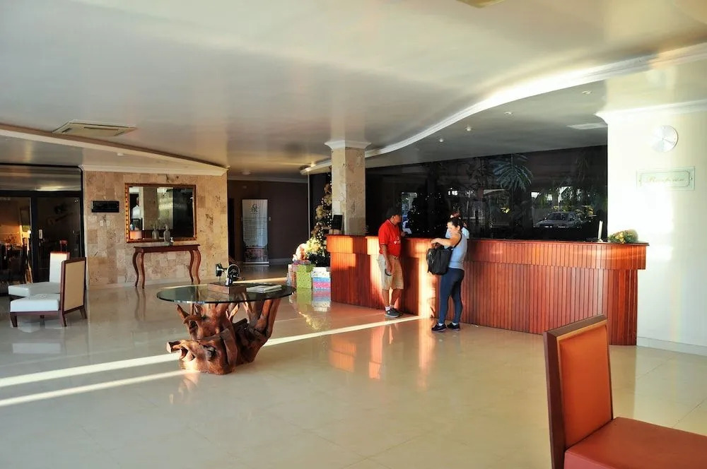 Gran Hotel De Lago - El Coca