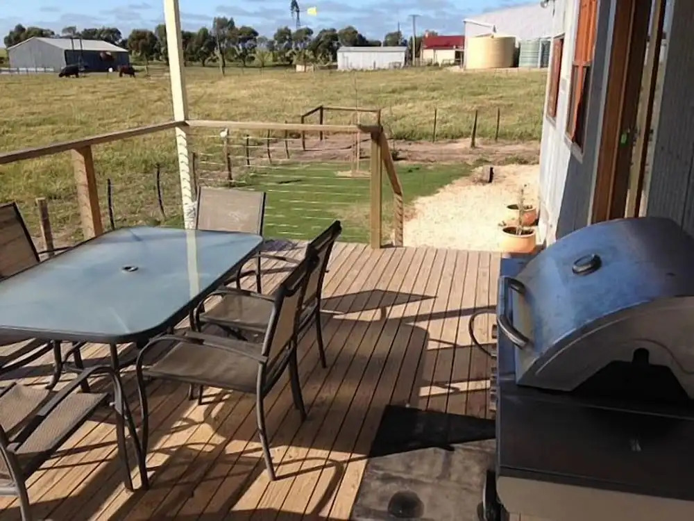 Redwing Shearer's Quarters