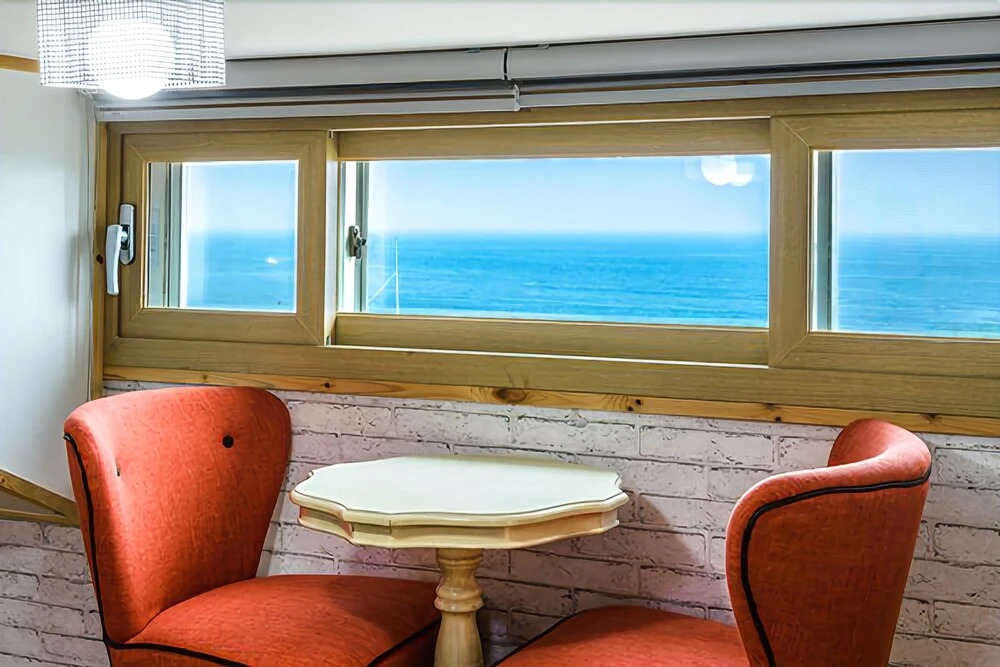 Seogwipo Hill on the Sea Pension