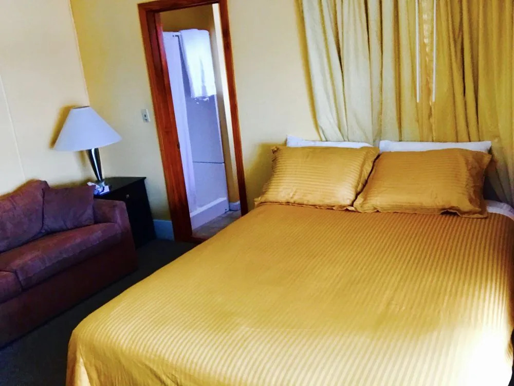 Moulton Hotel