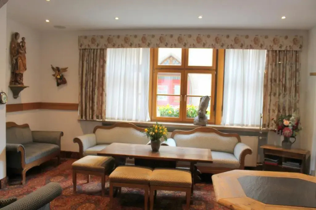 Hotel Tilman Riemenschneider by ANS
