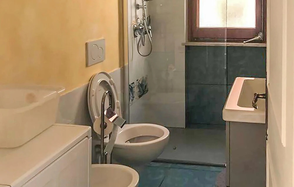 Stunning Home in Roseto Degli Abruzzi With Wifi and 2 Bedrooms