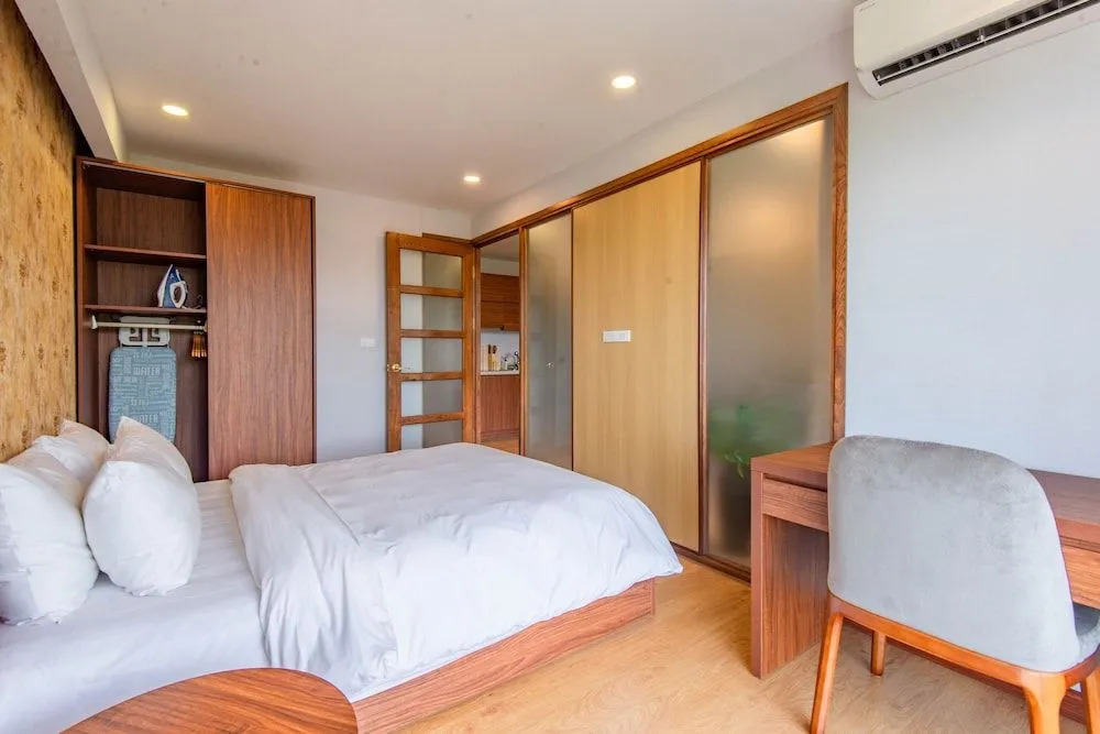 22Housing Moon Westlake Apartment
