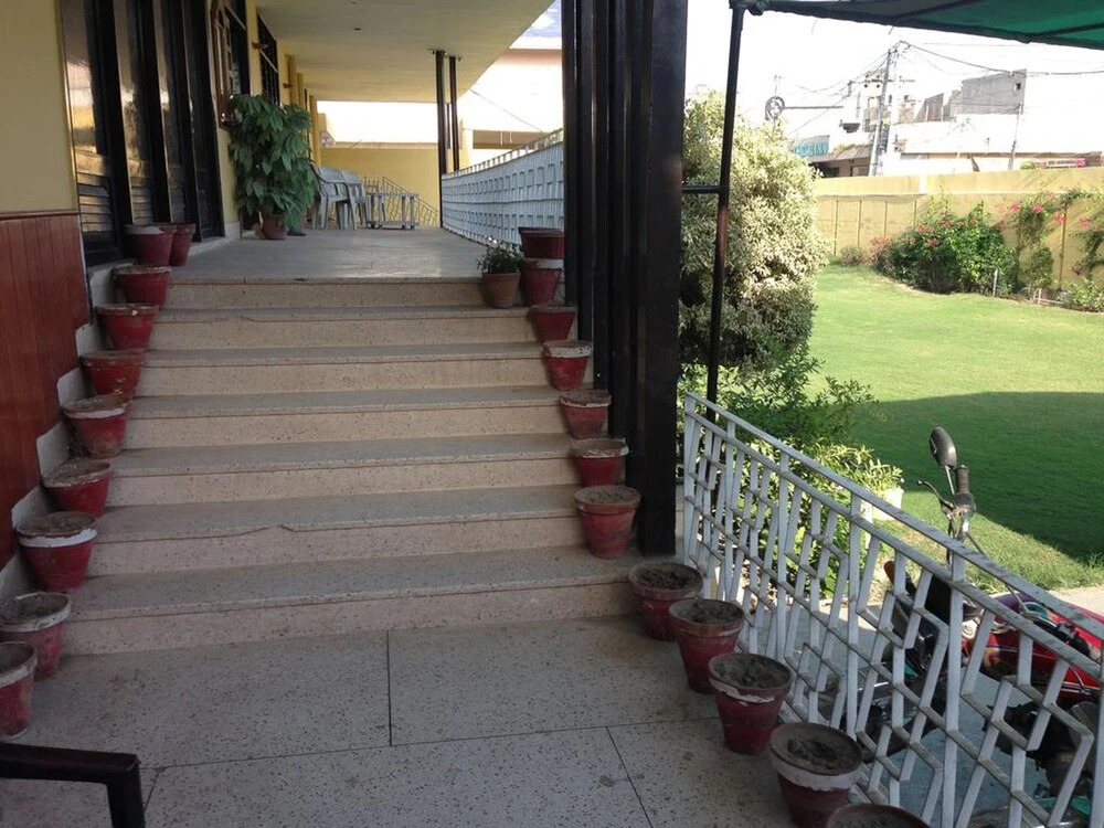 Hotel residence inn multan