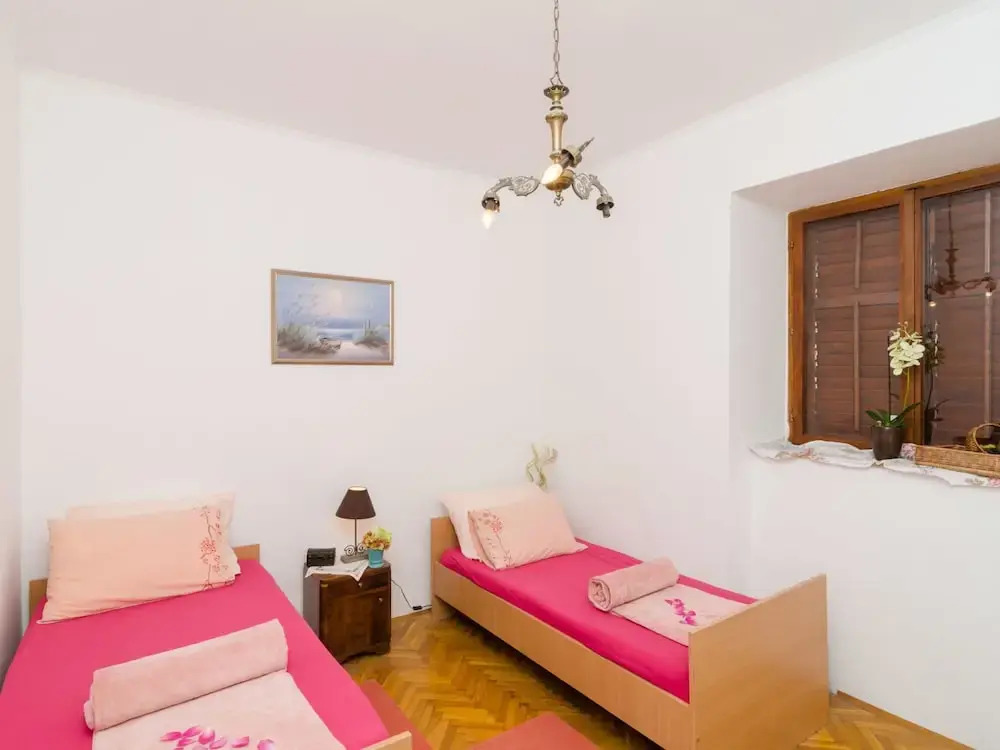 Authentic Villa With Private Pool,hot Tub,covered Terraces,panoramic View, Wi-fi
