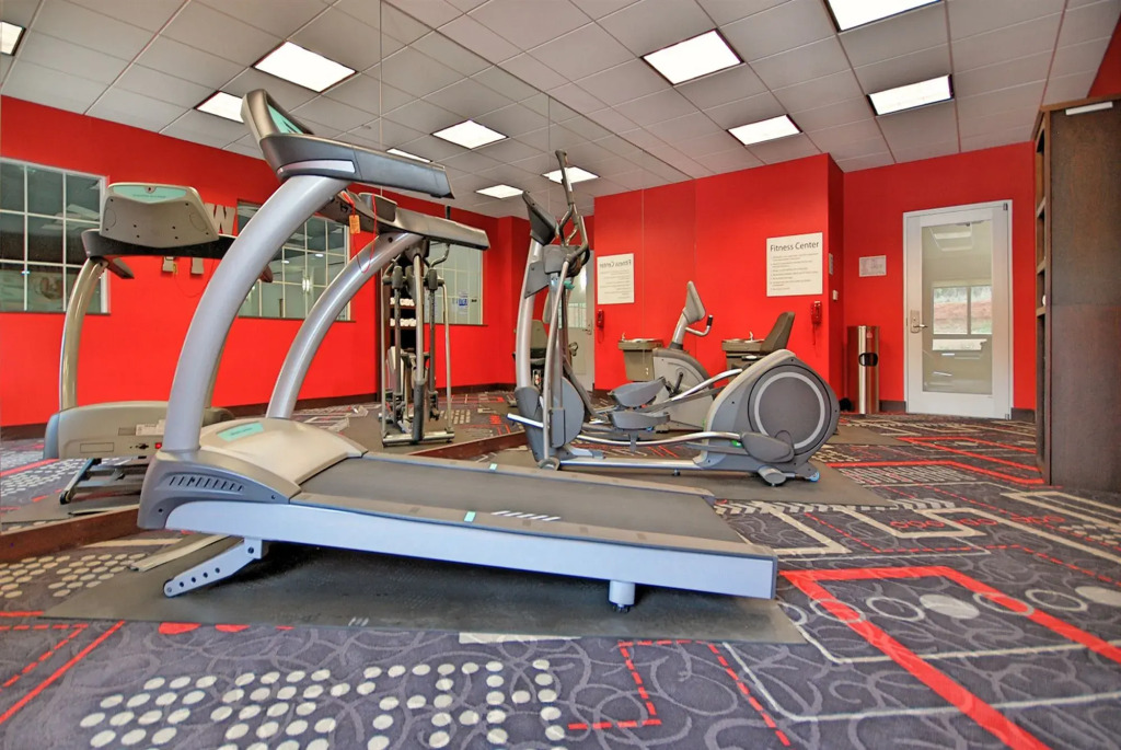 Holiday Inn Express and Suites Oklahoma City North by IHG