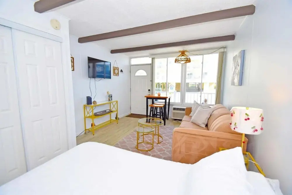 Ocean Waye 106 1 Bedroom Studio