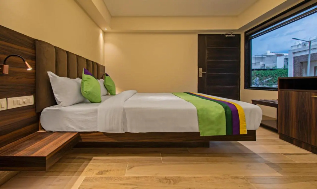 Treebo Pink City Grand