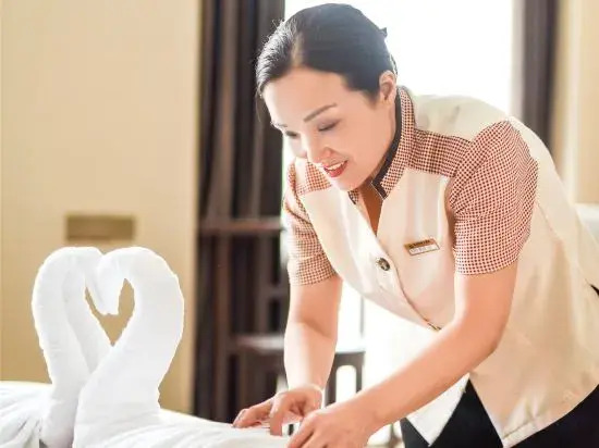 Hongqiao International Hotel (Yichang Yanjiang Avenue Natural Tower)