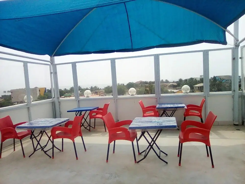 Royal Regal Suites