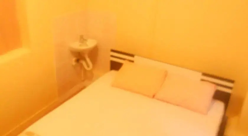 Shine Hostel