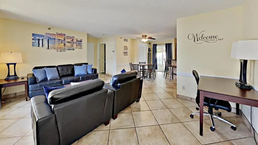 Put-In-Bay Poolview Condo #2