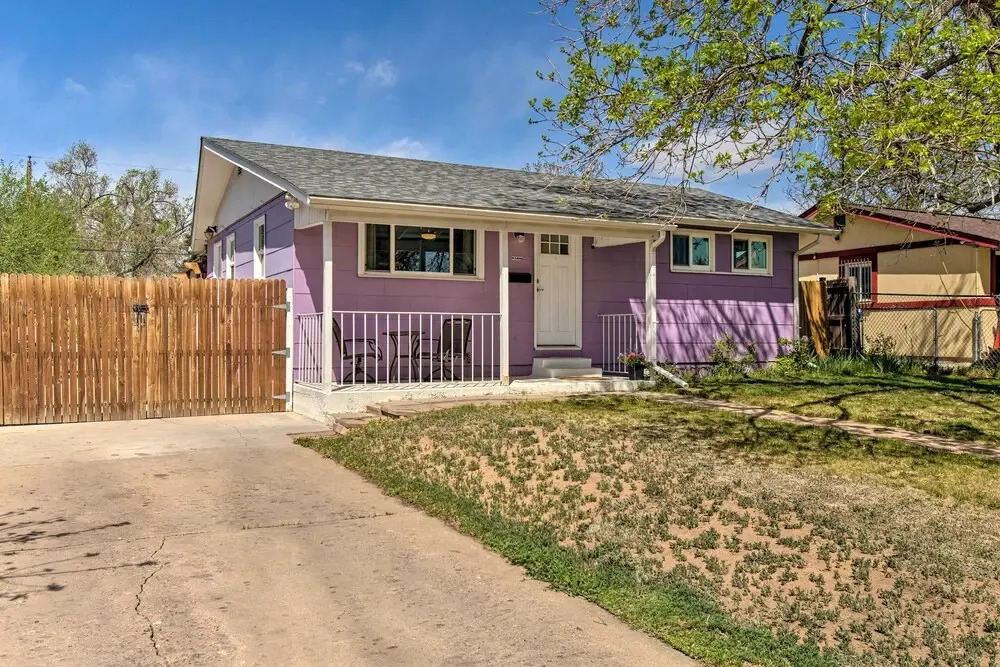 Patio, Grill & Yard: Cozy Denver Abode!