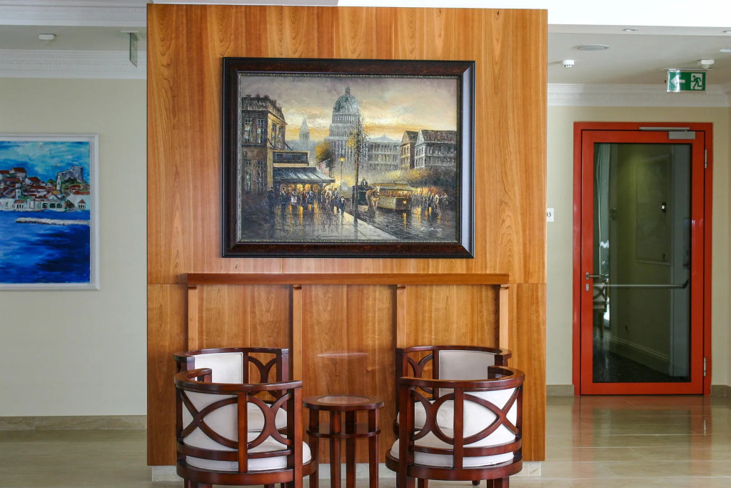 Royal Princess Hotel