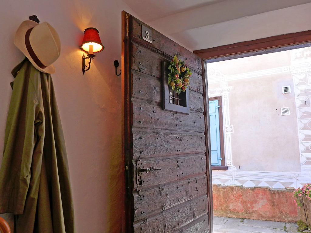 Studio Chesa Rossa by Interhome