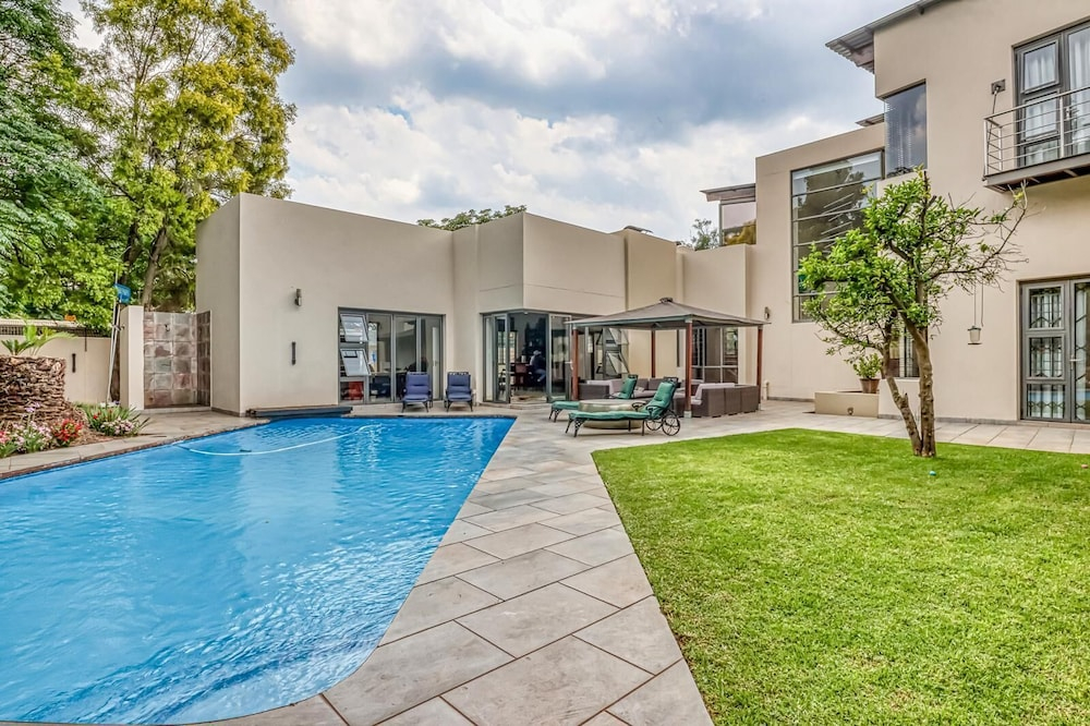 Executive 4-Bedroom Home