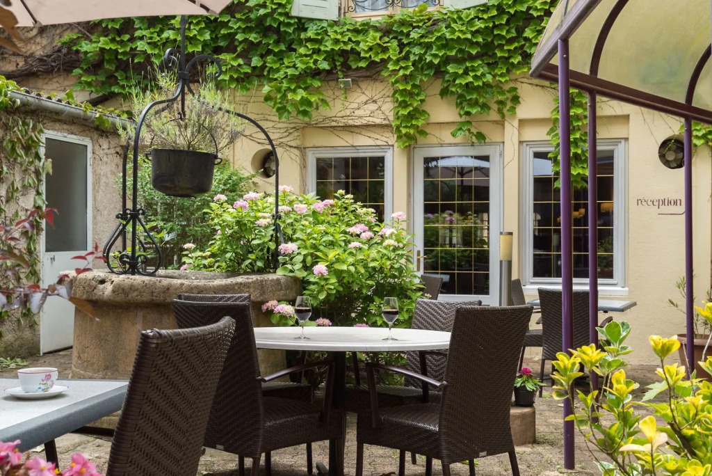 Hostellerie des Trois Pigeons, Paray-le-Monial