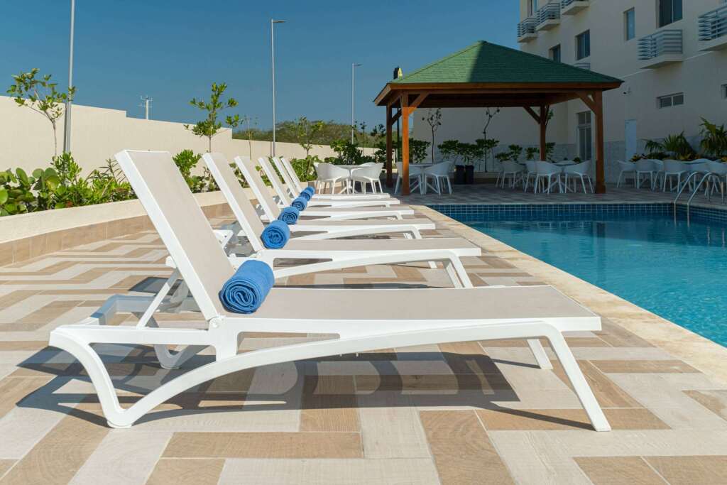 Super 8 by Wyndham Manzanillo