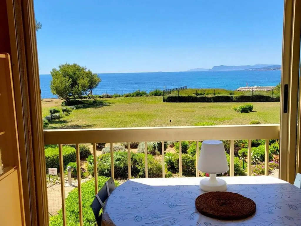Appartement Six-Fours-les-Plages, 2 pièces, 4 personnes - FR-1-316-212
