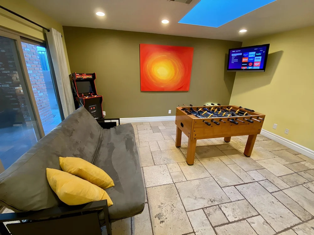 Las Vegas Pool House